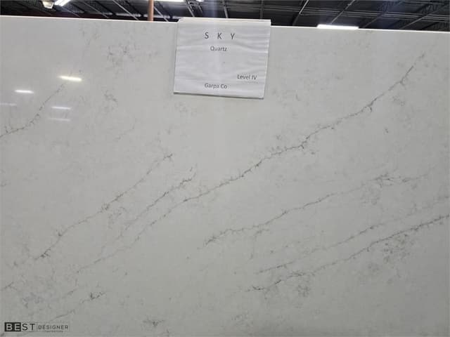 Quartz Calacatta Sky